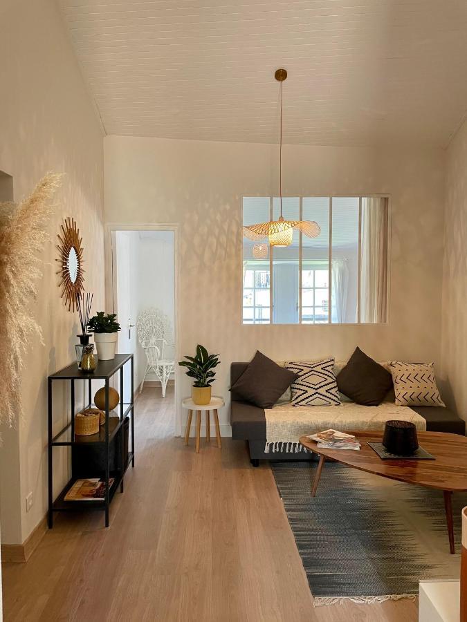 Appartement Aux Pieds Du Palais Des Papes. Avignon Luaran gambar